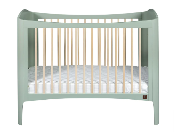 Детская кроватка со снимающийся боковиной TROLL COT WAVE Light Green/wax