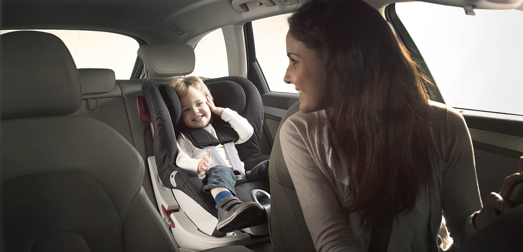 Britax Romer King II LS Crystal Black Black frame Bērnu autosēdeklis 9-18 kg