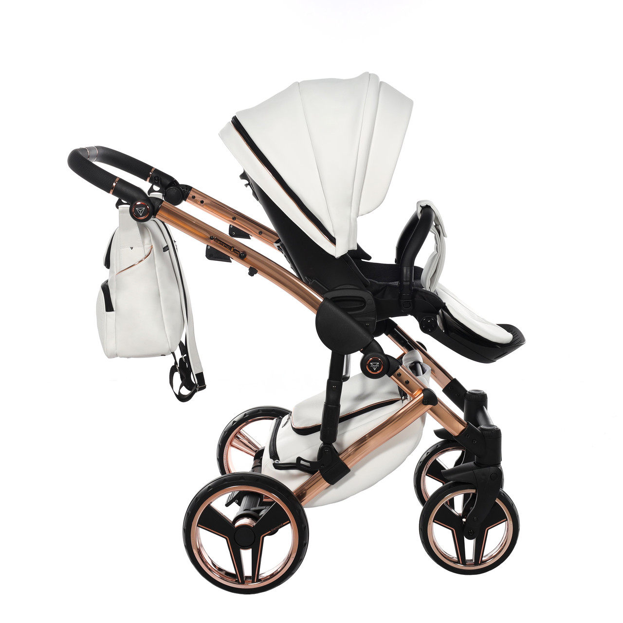 Junama S-Class 01 White Детская коляска 2in1