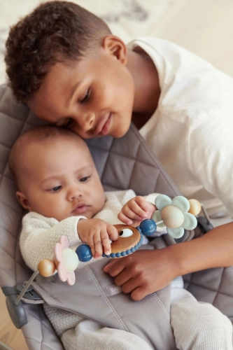 BabyBjorn Toy for Bouncer Googly eyes pastels Rotaļlieta šūpuļkrēsliņam 080510