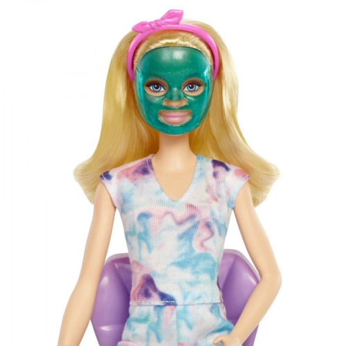 Barbie Sparkle Mask Spa Day Playset Spa salons HCM82