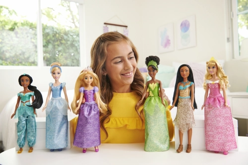 Disney Princess Fashion Core Doll Asst. Lelle HLW02