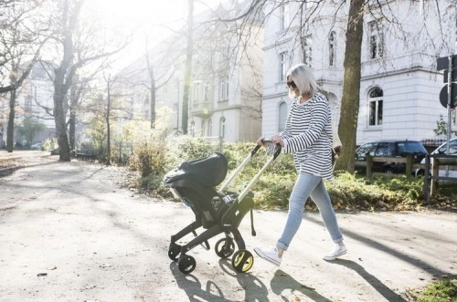 Doona Infant Car Seat & Stroller Midnight Autosēdeklis - ratiņi 2in1