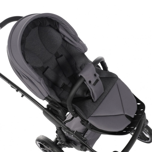 Junama Basic 03 Black nickel Детская коляска 3in1