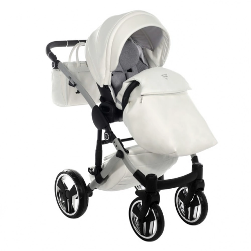 Junama Mirror Satin Col.04 White silver Детская коляска 3 в 1