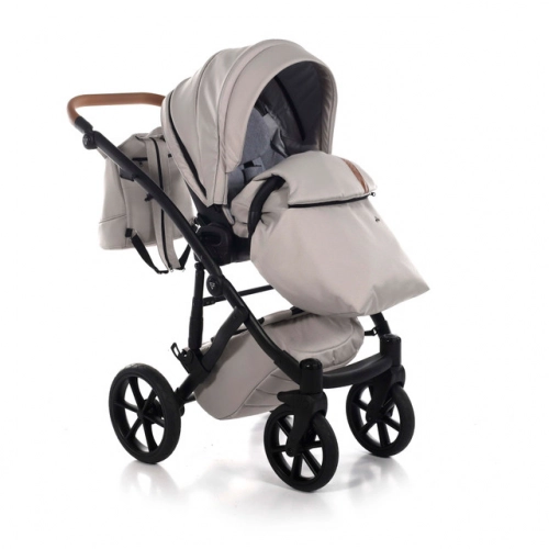 Junama Space 02 Cream Bērnu rati 3in1