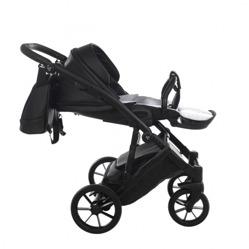 Junama Space Eco 03 Black Детская коляска 3in1