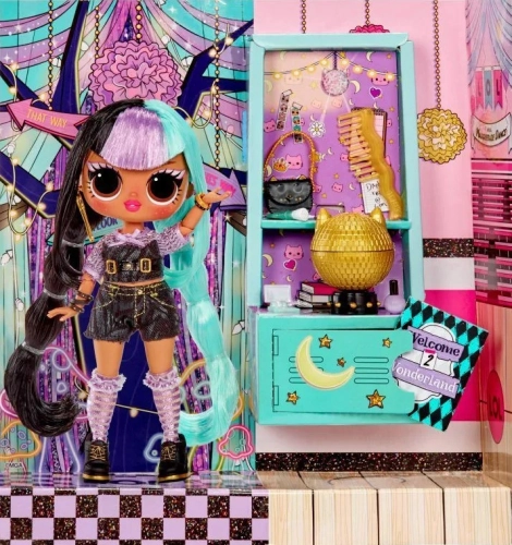 LOL Surprise Tween Masquerade Party Kat Mischief with 20 surprises Кукла