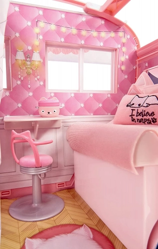 Na! Na! Na! Surprise Kitty Cat Camper