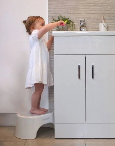 Pakāpiens - paliktnis ar ABS Shnuggle White