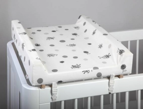 Pārtinamā virsma ar cieto pamatni TROLL Bee Changing pad with wooden base
