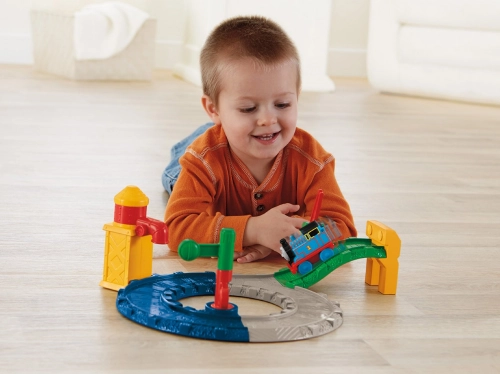 Vilcienu trasīte Fisher Price My First Thomas & Friends Thomas' First Delivery BCX80