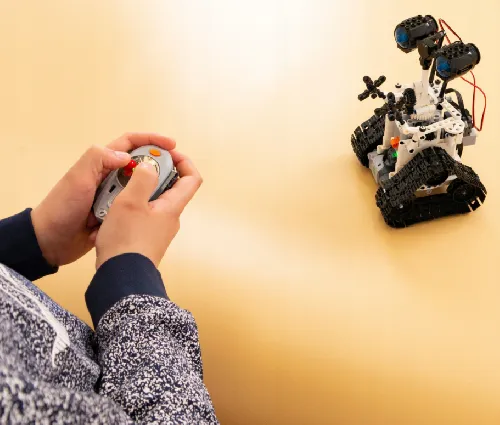 Mācību robots, 408 elementi