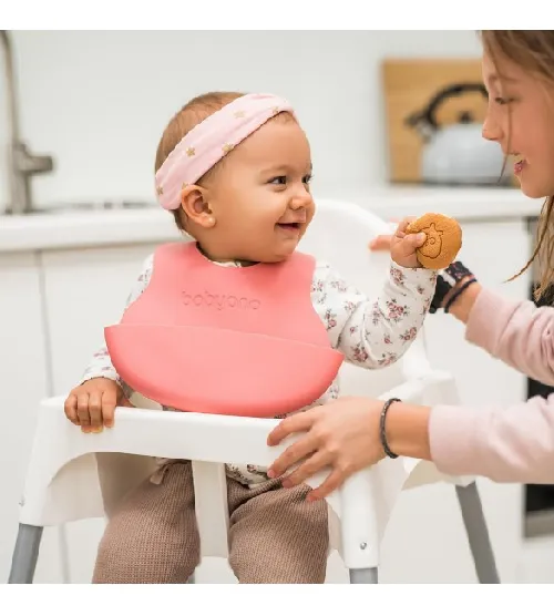 Priekšautiņš ar regulējamo aizdari Silikona BabyOno 835