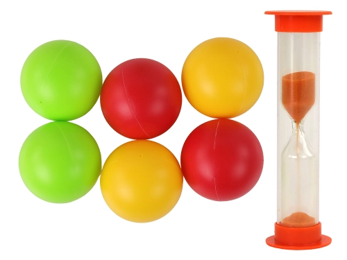 Arcade Game Throwing a Ball at a Jelonek Target