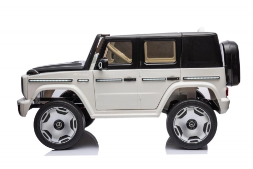 Vienvietīgs elektromobilis Mercedes EQG 4x4 White
