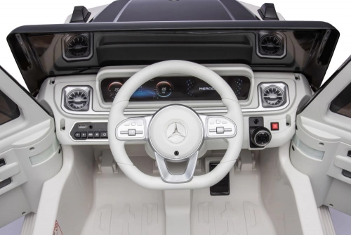 Vienvietīgs elektromobilis Mercedes EQG 4x4 White