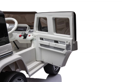 Vienvietīgs elektromobilis Mercedes EQG 4x4 White