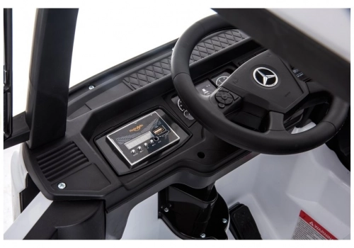 Детский электромобиль Mercedes Actros Black