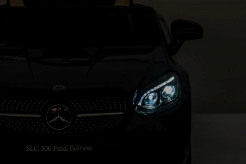 Двухместный детский электромобиль Mercedes SLC 300 Black