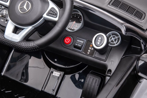 Двухместный детский электромобиль Mercedes SLC 300 White