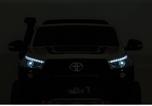 Двухместный детский электромобиль Toyota Hilux Black Painted
