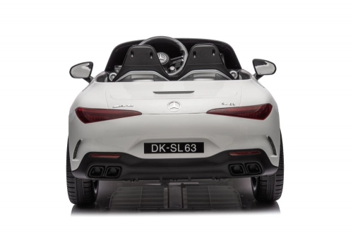 Электрический спортивный автомобиль для детей Mercedes AMG SL63 White
