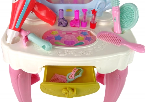 Fairytale dressing table with cosmetics for the little lady 24 pcs. Beauty Set