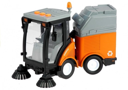 Garbage Truck Sweeper With Moving Elements