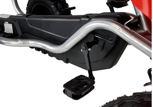 Kartings ar pedāļiem B012 Red
