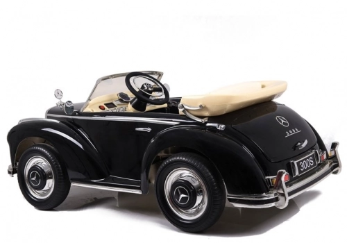 LS-618 Mercedes 300S Black Painting - Electric Ride On Car
