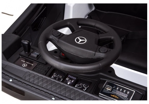 Детский электромобиль Mercedes Actros White