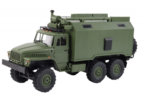 Radiovadāms militārais kravas auto ar pulti