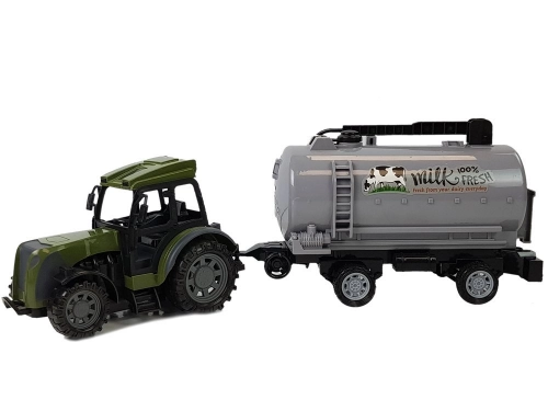Radiovadāms  traktors ar pienvedēju piekabi