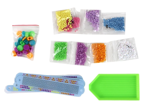 Set for making bracelets, diamonds, heart pasting