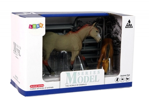 Set of 2 figurines Horse with foal and pen Capricorn horses