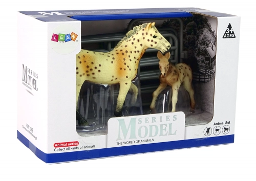 Set of 2 Horse figures Knabstrupper horse with foal and pen