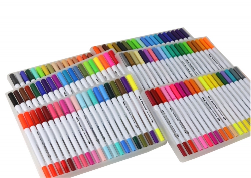 Set of 80 colored marker pens in an organizer