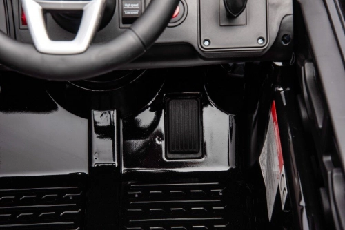 Одноместный электромобиль Audi Q7 Black