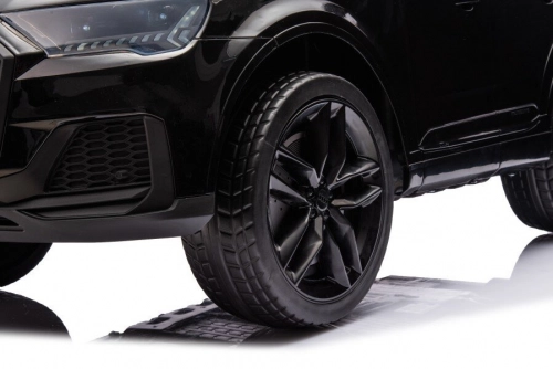 Одноместный электромобиль Audi Q7 Black