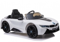 Одноместный электромобиль BMW i8 Coupe White