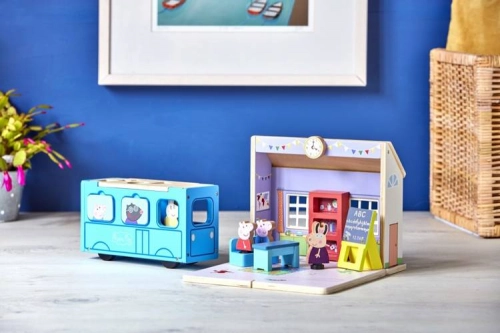 Attīstošā rotaļlieta-sortieris Pepas sivēna skolas Autobus Peppa Pig Wooden School Bus