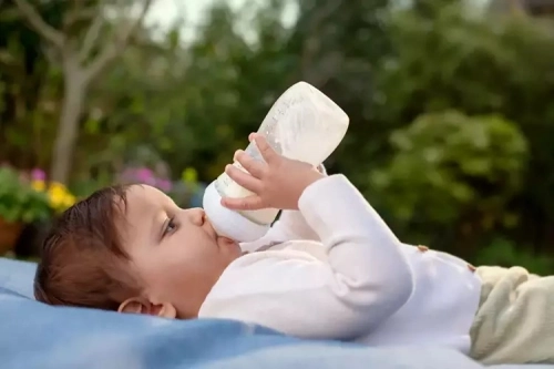 Avent Natural 3 Butelka Responsywna z Nakładką Antykolkową AirFree 3m+ 330ml