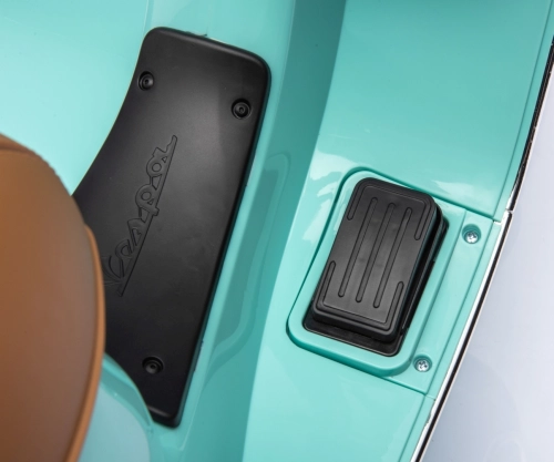 Детский электромотоцикл Vespa GTS Super Mint