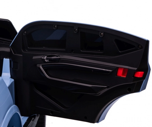 Детский электромобиль Audi E-Tron Sportback 4x4 Blue