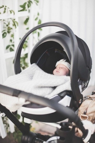 BeSafe  iZi Go Modular i-Size WE Black Cab Bērnu autosēdeklis 0-13 kg
