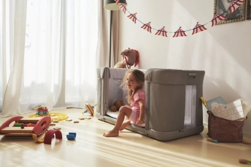 Chicco Next2Me Forever Łóżeczko Dostawne 3w1 do 22kg Moon Grey + Prześcieradło 2szt Pink Pois