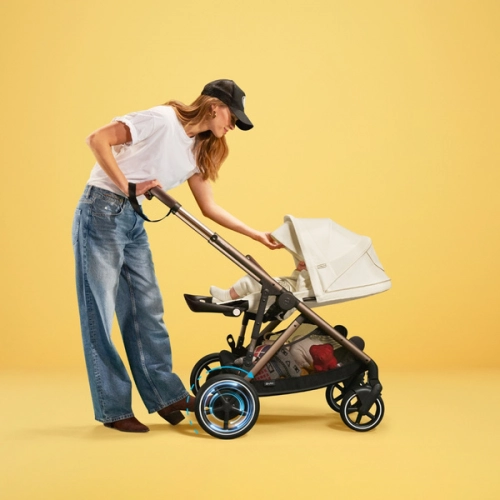 Cybex E-Gazelle S Almond Beige Прогулочная коляска + Спальный мешок Cybex Snogga 2 Almond Beige