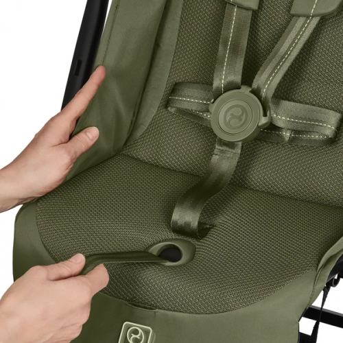Cybex Libelle 2025 Moss Green Pastaigu rati + Cybex Aizsargbarjera