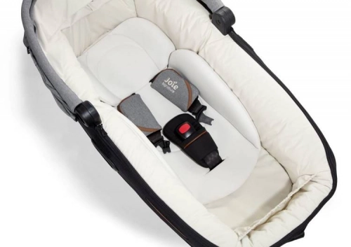 Joie Signature Calmi R129 Gondola z Możliwością Montażu W Samochodzie Carbon + Joie i-Base Encore Baza Obrotowa
